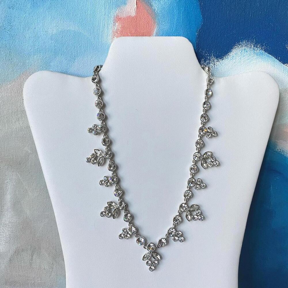 Givenchy Swarovski Crystal Cluster Collar Necklace Silver Tone NWT - Picture 7 of 7